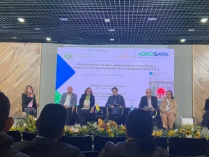 Expertos abordaron estrategias para enfrentar la desertificación y sequía en Colombia
